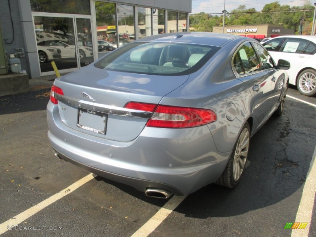 2009 XF Premium Luxury - Frost Blue Metallic / Champagne/Truffle photo #6