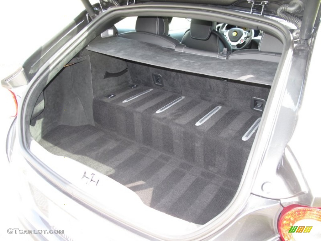 2012 Ferrari FF Standard FF Model Trunk Photo #107768090