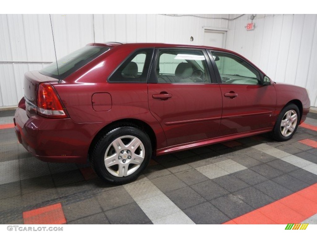2007 Malibu Maxx LT Wagon - Sport Red Metallic / Titanium Gray photo #7