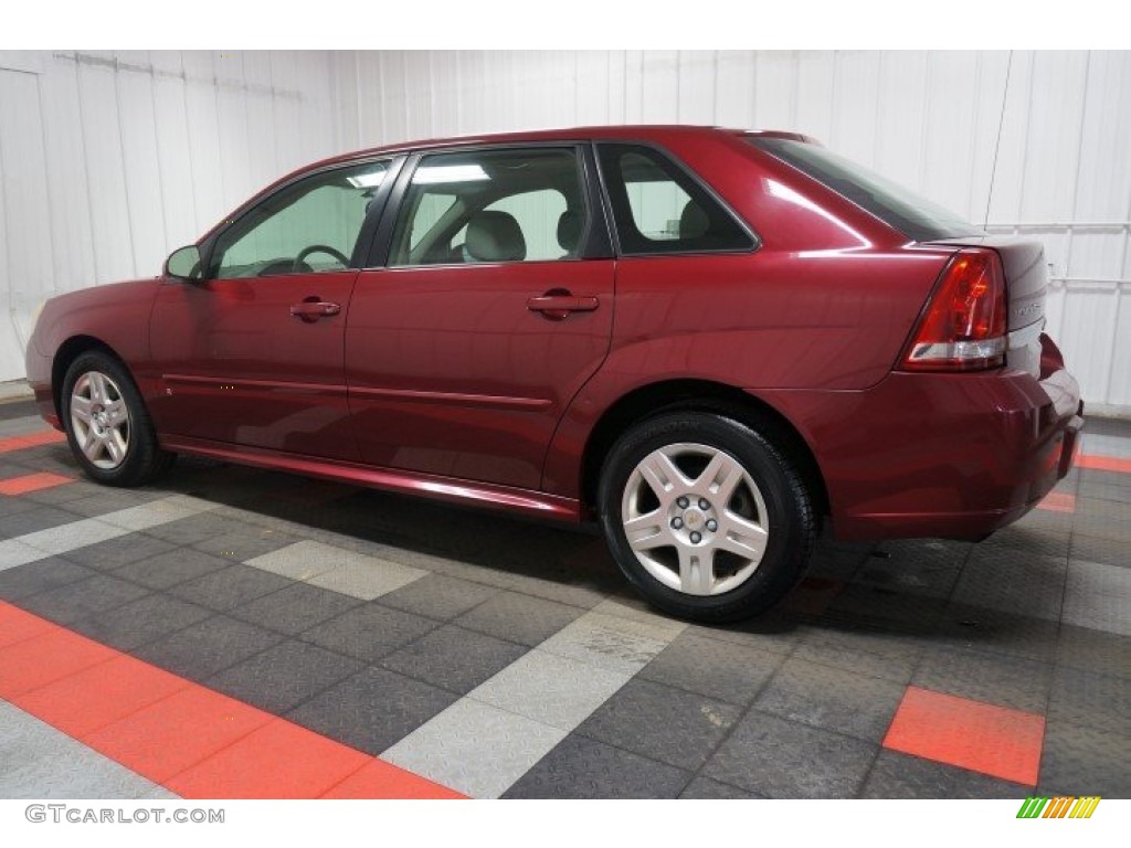 2007 Malibu Maxx LT Wagon - Sport Red Metallic / Titanium Gray photo #11