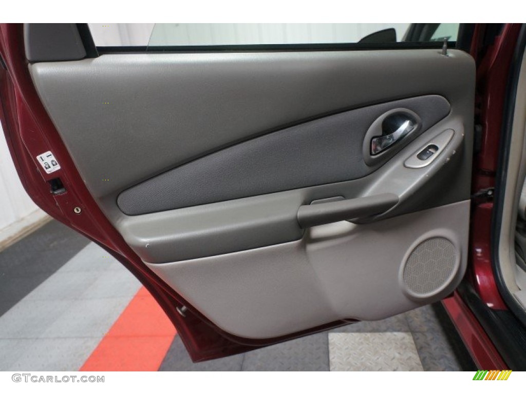 2007 Malibu Maxx LT Wagon - Sport Red Metallic / Titanium Gray photo #15