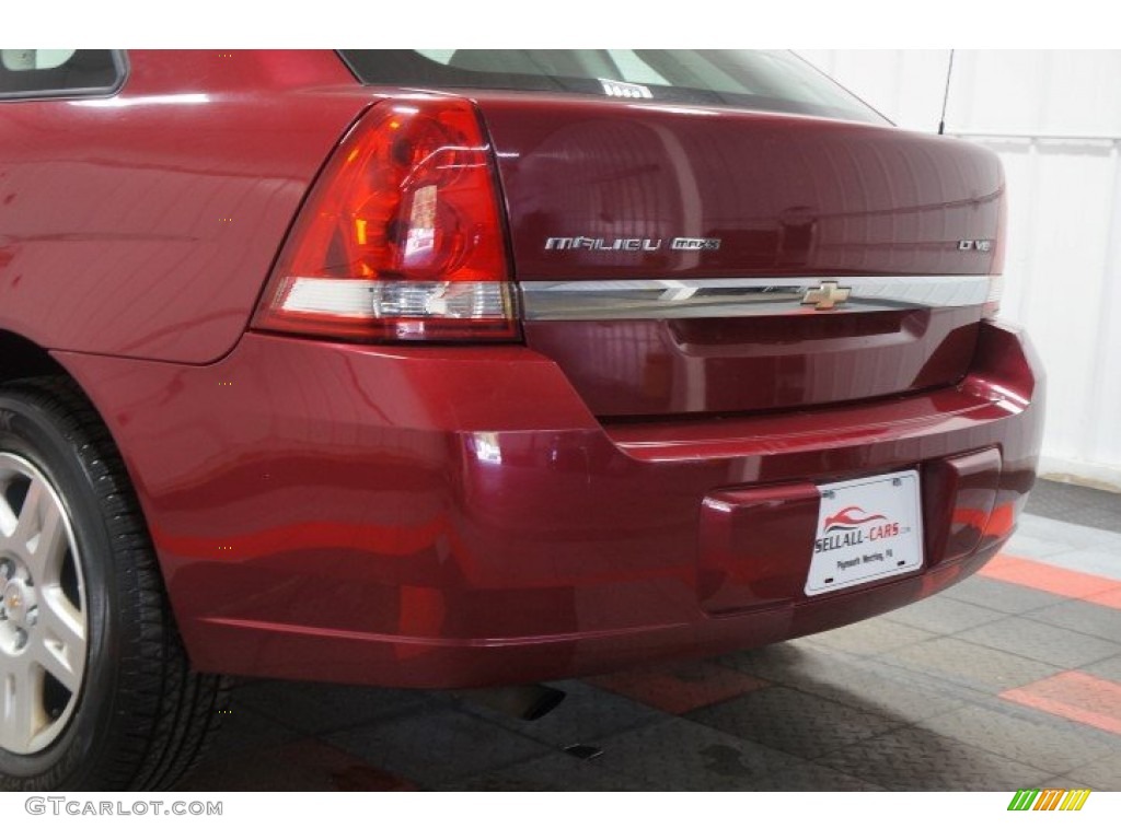 2007 Malibu Maxx LT Wagon - Sport Red Metallic / Titanium Gray photo #57