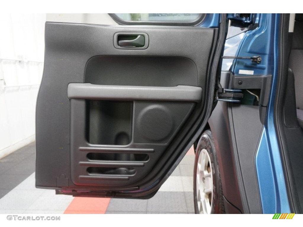 2007 Element LX AWD - Atomic Blue Metallic / Black/Titanium photo #16