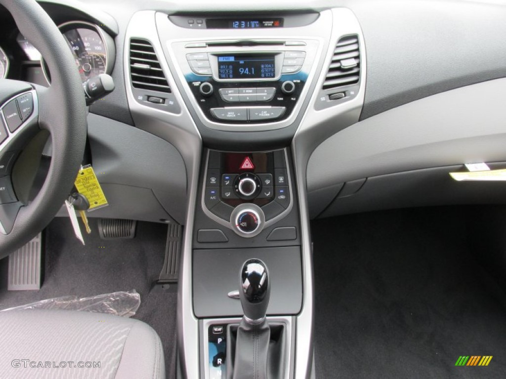 2016 Elantra SE - Silver / Gray photo #24