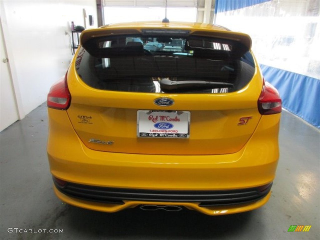 2016 Focus ST - Tangerine Scream / Charcoal Black photo #7