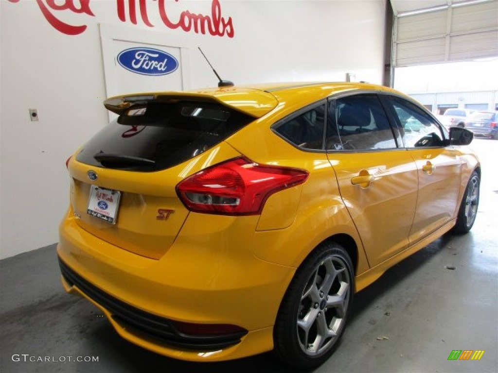 2016 Focus ST - Tangerine Scream / Charcoal Black photo #8