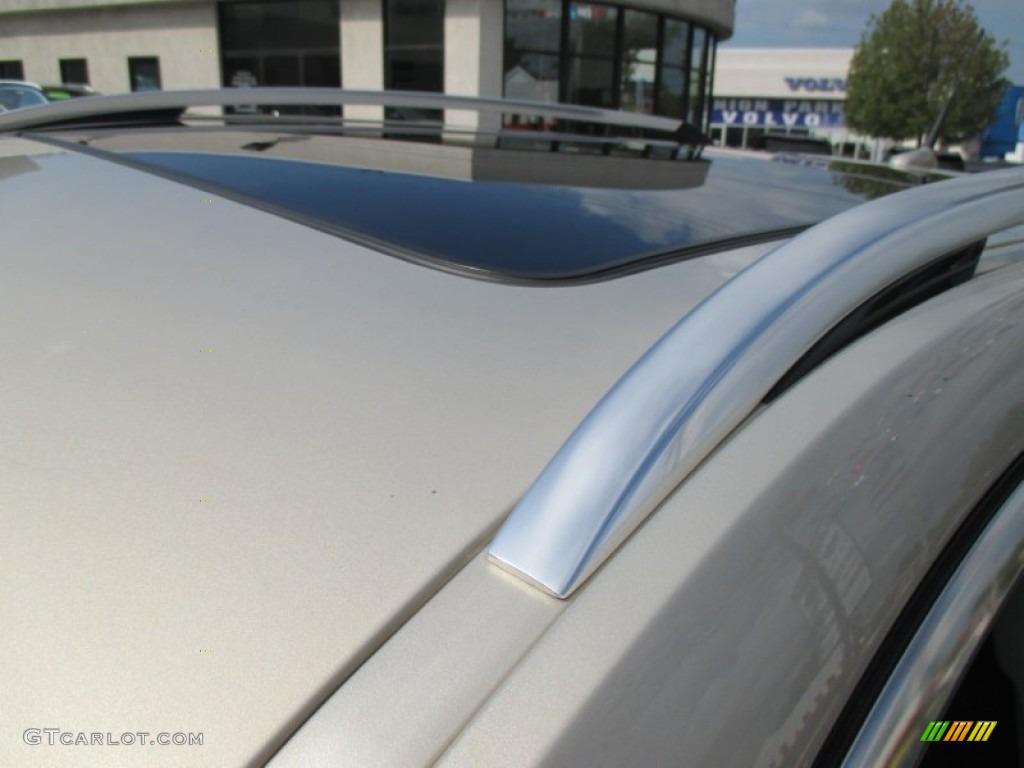 2012 SRX Luxury AWD - Gold Mist Metallic / Ebony/Ebony photo #31