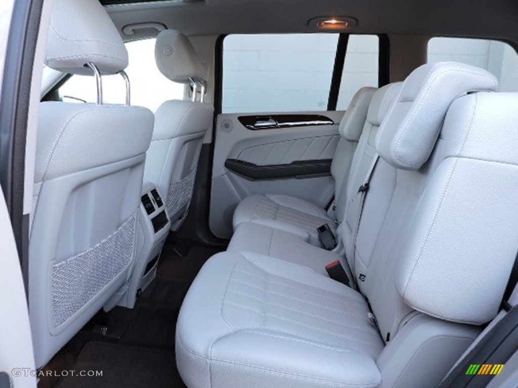 2015 Mercedes-Benz GL 450 4Matic Rear Seat Photo #107793764