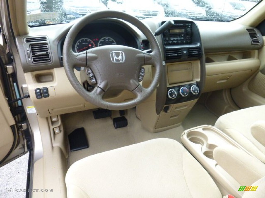 2005 CR-V EX 4WD - Sahara Sand Metallic / Ivory photo #17