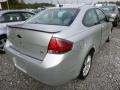 2009 Brilliant Silver Metallic Ford Focus SE Coupe  photo #4