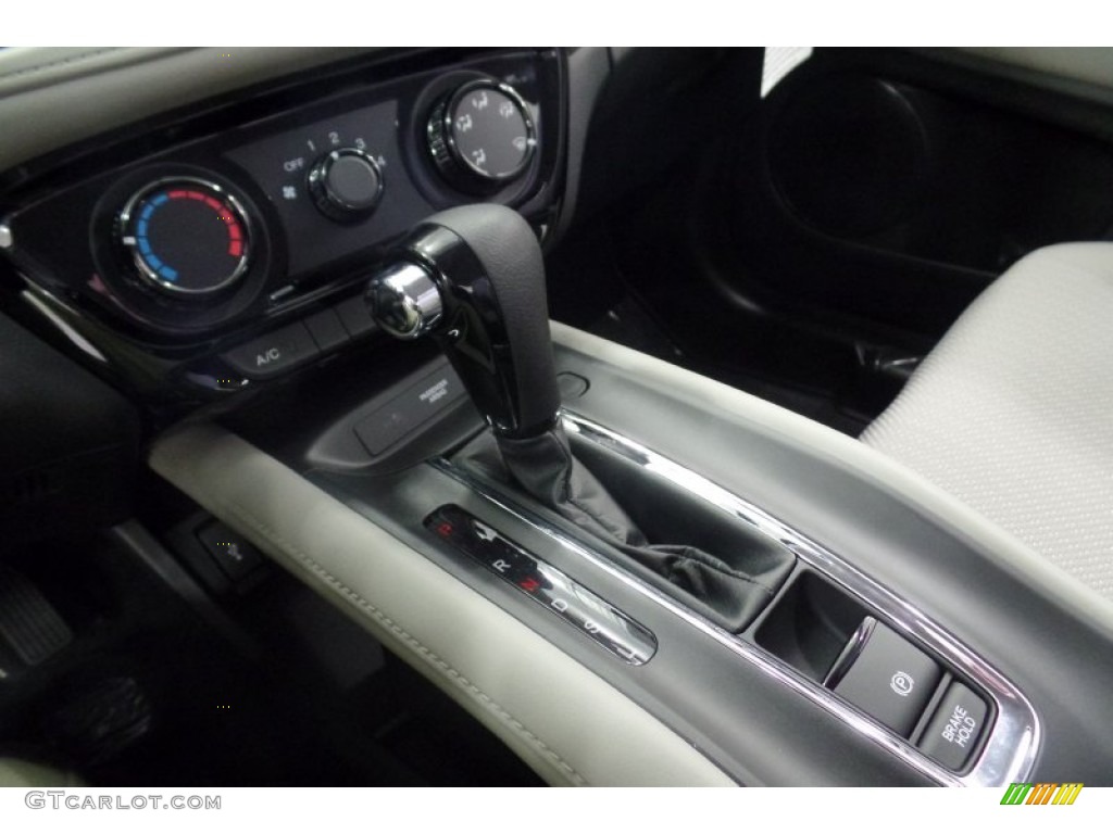 2016 Honda HR-V LX AWD Transmission Photos