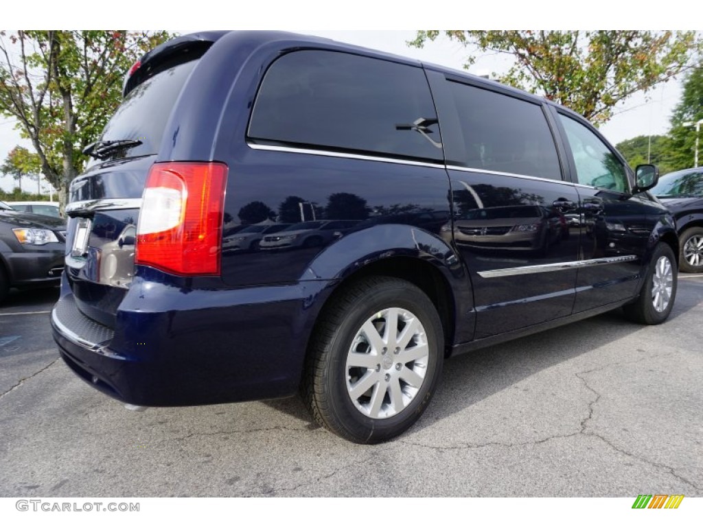 2016 Town & Country Touring - True Blue Pearl / Black/Light Graystone photo #3