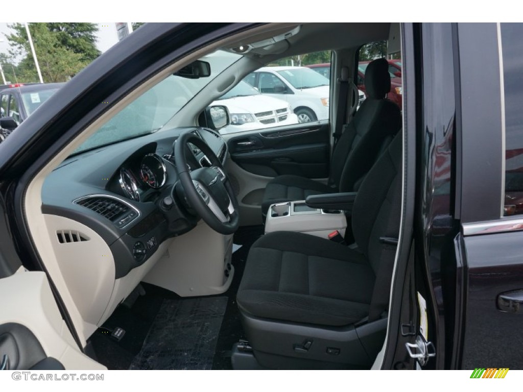 2016 Town & Country Touring - Brilliant Black Crystal Pearl / Black/Light Graystone photo #6