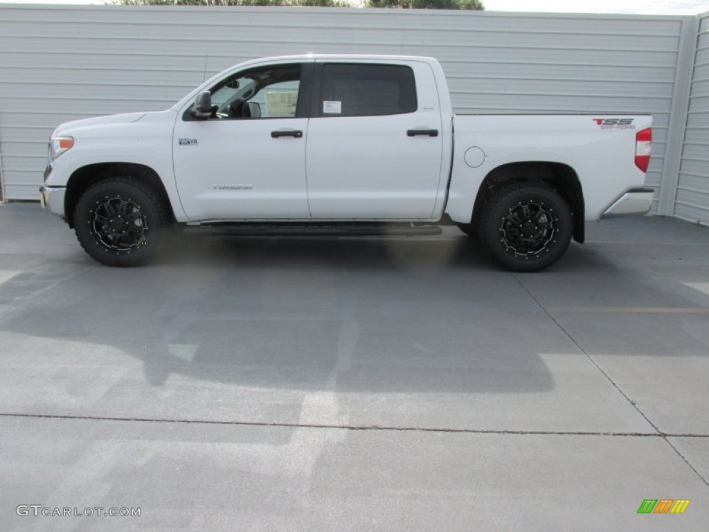 2016 Tundra TSS CrewMax 4x4 - Super White / Black photo #6