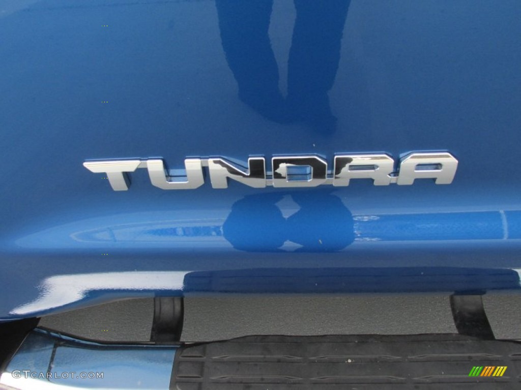2016 Tundra TSS Double Cab - Blazing Blue Pearl / Graphite photo #14