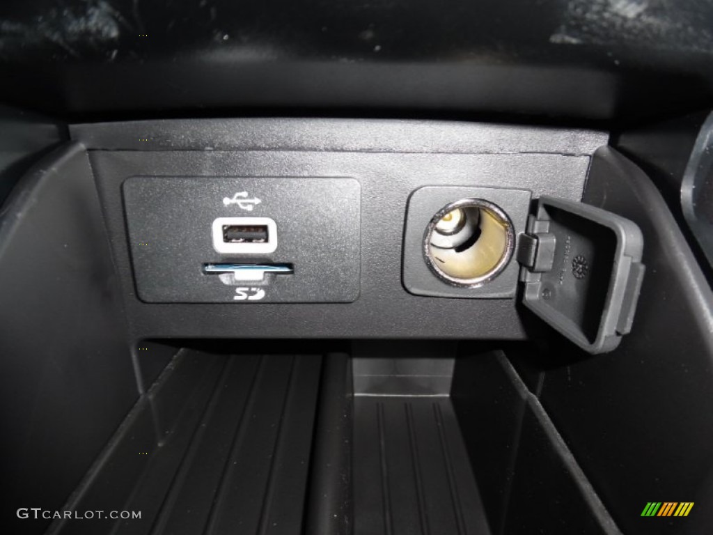 2016 Explorer Limited 4WD - Shadow Black / Ebony Black photo #18