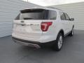 2016 White Platinum Metallic Tri-Coat Ford Explorer XLT  photo #4