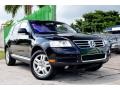 Black 2004 Volkswagen Touareg V8