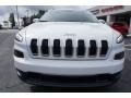 Bright White - Cherokee Latitude Photo No. 2