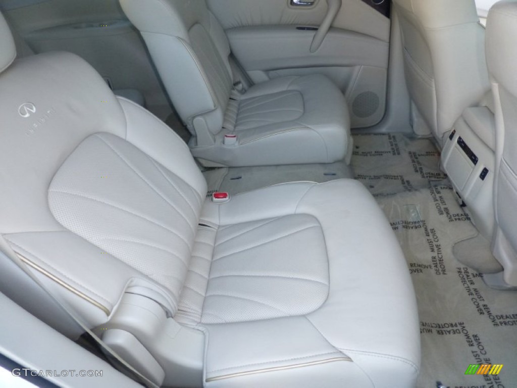 2014 Infiniti QX80 AWD Rear Seat Photo #107833500