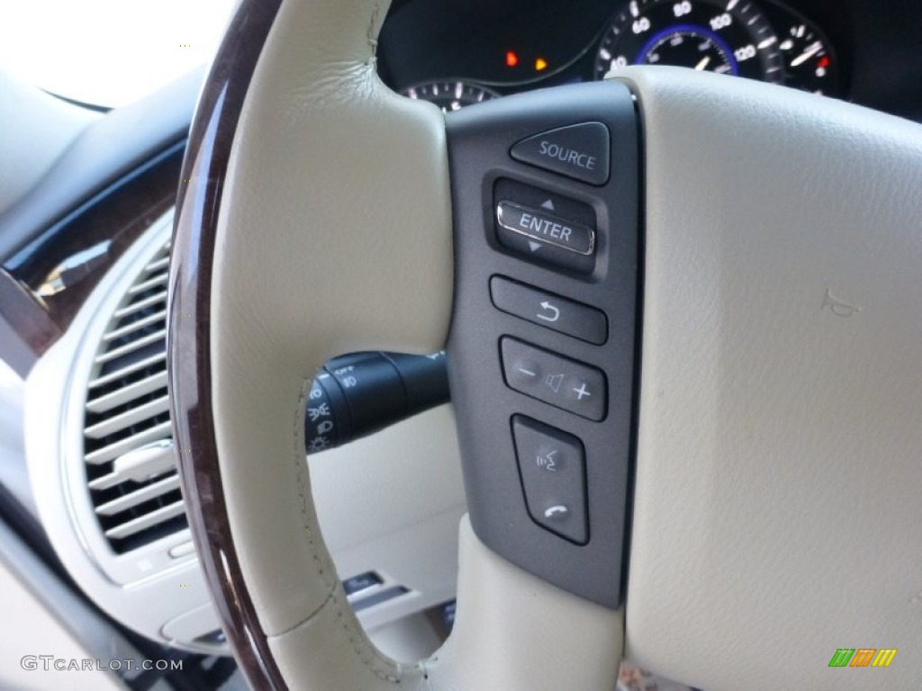 2014 Infiniti QX80 AWD Controls Photo #107833772