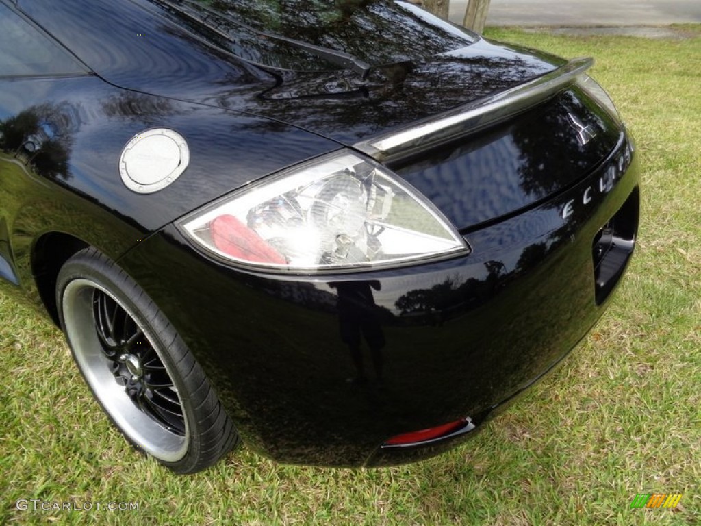 2006 Eclipse GT Coupe - Kalapana Black / Dark Charcoal photo #20