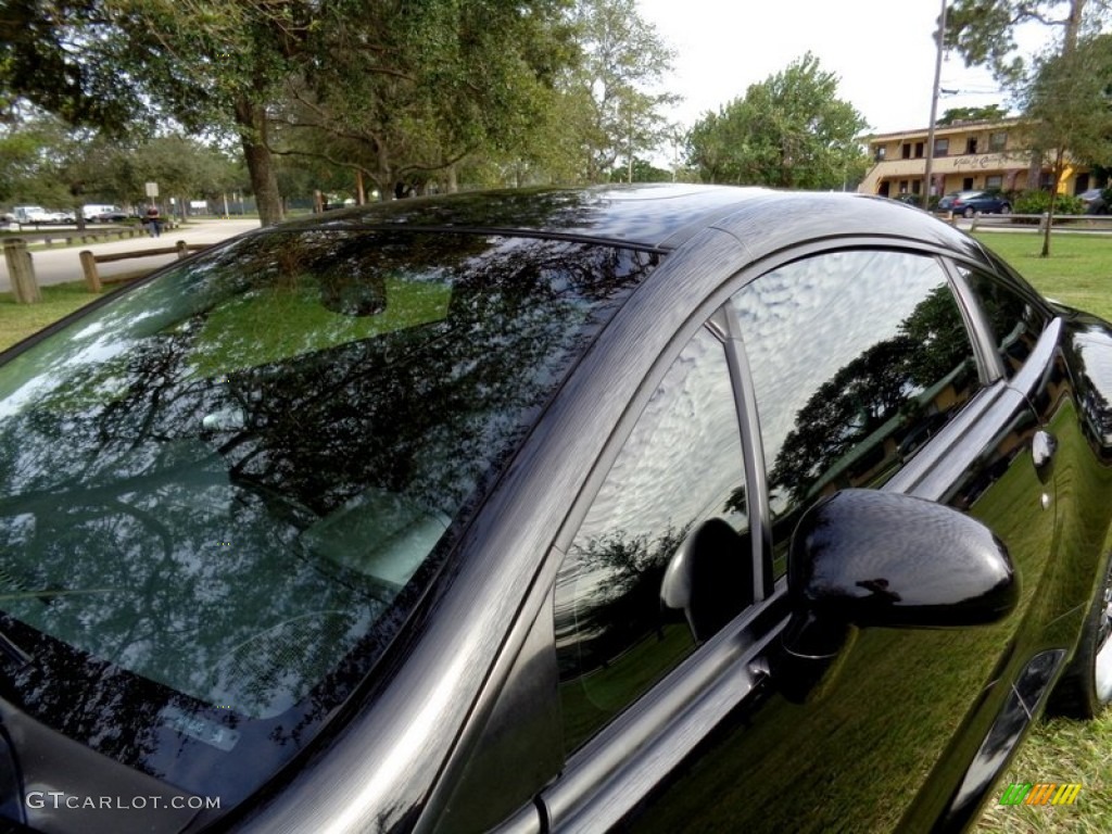 2006 Eclipse GT Coupe - Kalapana Black / Dark Charcoal photo #33