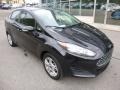 Tuxedo Black - Fiesta SE Sedan Photo No. 2