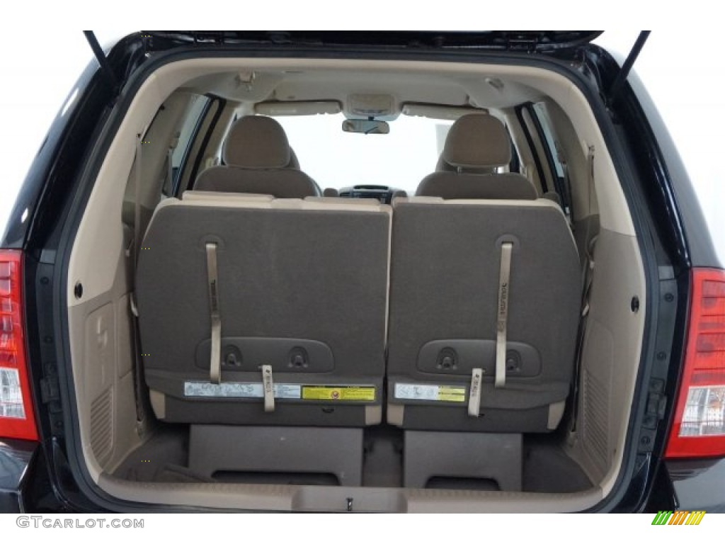 2012 Sedona LX - Midnight Black / Beige photo #23