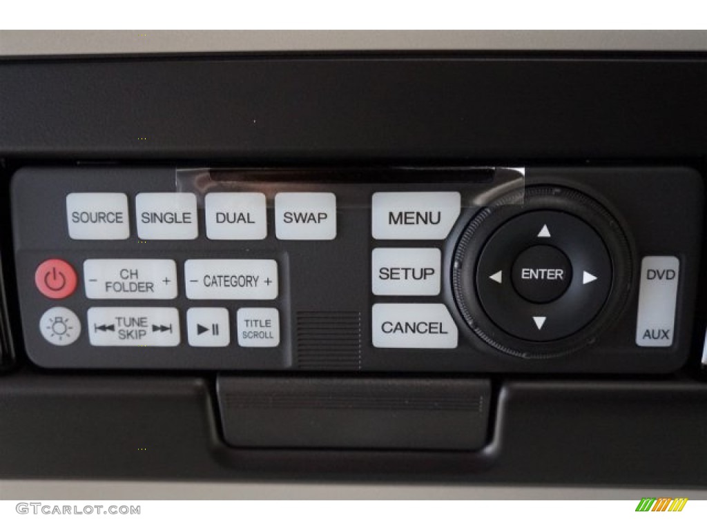 2016 Honda Odyssey Touring Elite Entertainment System Photo #107841668