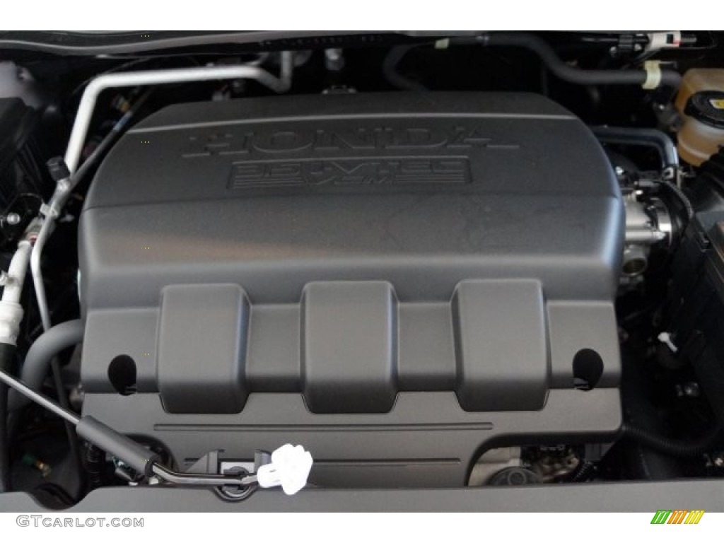 2016 Honda Odyssey SE Engine Photos