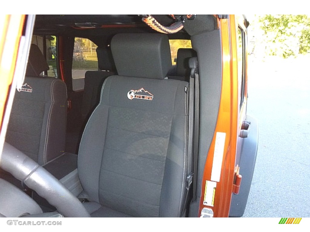 2010 Wrangler Unlimited Mountain Edition 4x4 - Mango Tango Pearl / Dark Slate Gray/Medium Slate Gray photo #11