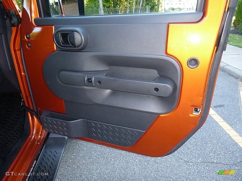 2010 Wrangler Unlimited Mountain Edition 4x4 - Mango Tango Pearl / Dark Slate Gray/Medium Slate Gray photo #18