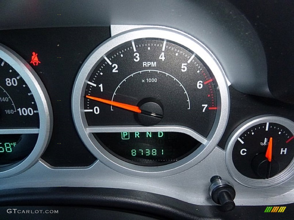 2010 Wrangler Unlimited Mountain Edition 4x4 - Mango Tango Pearl / Dark Slate Gray/Medium Slate Gray photo #26