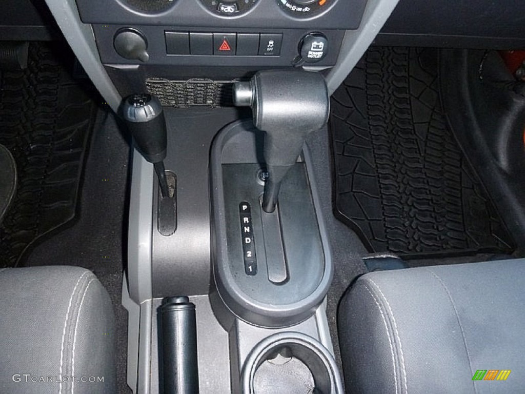 2010 Jeep Wrangler Unlimited Mountain Edition 4x4 Transmission Photos
