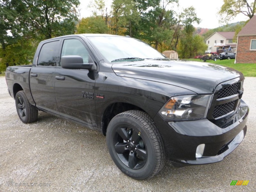 Brilliant Black Crystal Pearl 2016 Ram 1500 Express Crew Cab 4x4 Exterior Photo #107845326