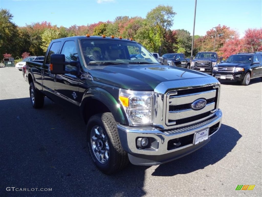 2016 F350 Super Duty Lariat Crew Cab 4x4 - Green Gem Metallic / Adobe photo #1