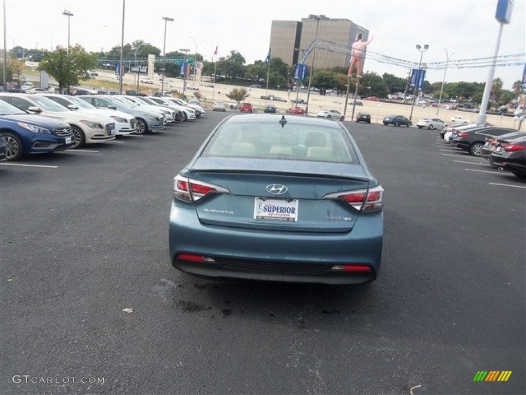 2016 Sonata Hybrid SE - Graphite Blue Pearl / Beige photo #9