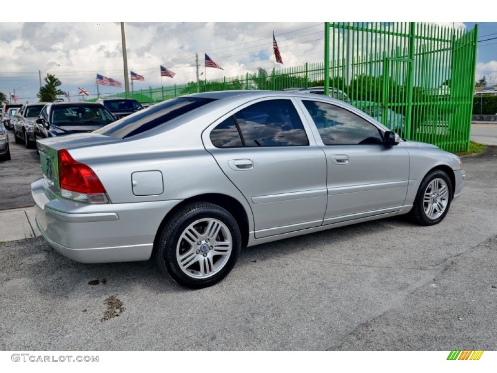 2008 S60 2.5T - Silver Metallic / Taupe photo #31