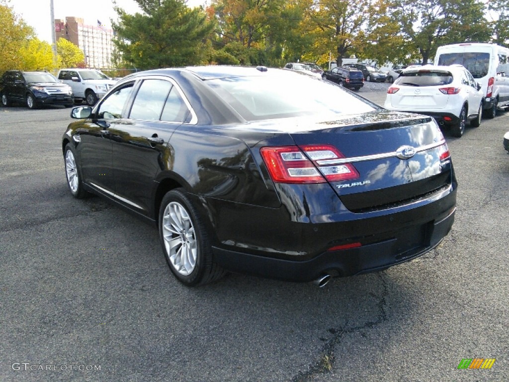 2015 Taurus Limited - Tuxedo Black Metallic / Charcoal Black photo #4