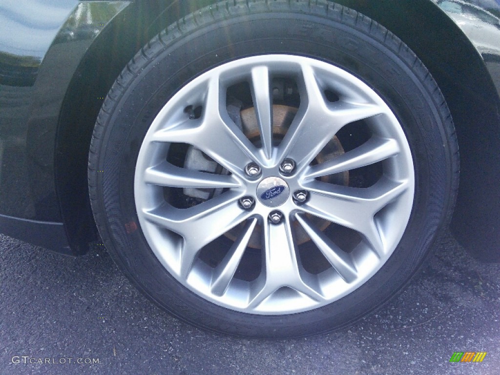 2015 Taurus Limited - Tuxedo Black Metallic / Charcoal Black photo #8