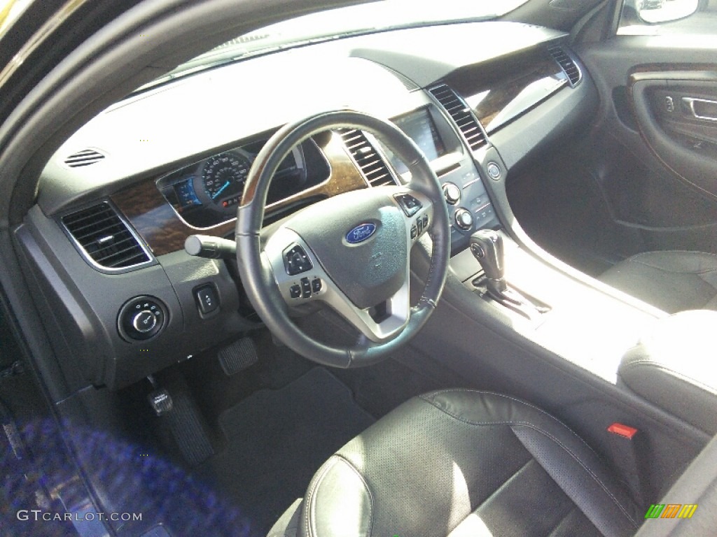 2015 Taurus Limited - Tuxedo Black Metallic / Charcoal Black photo #10