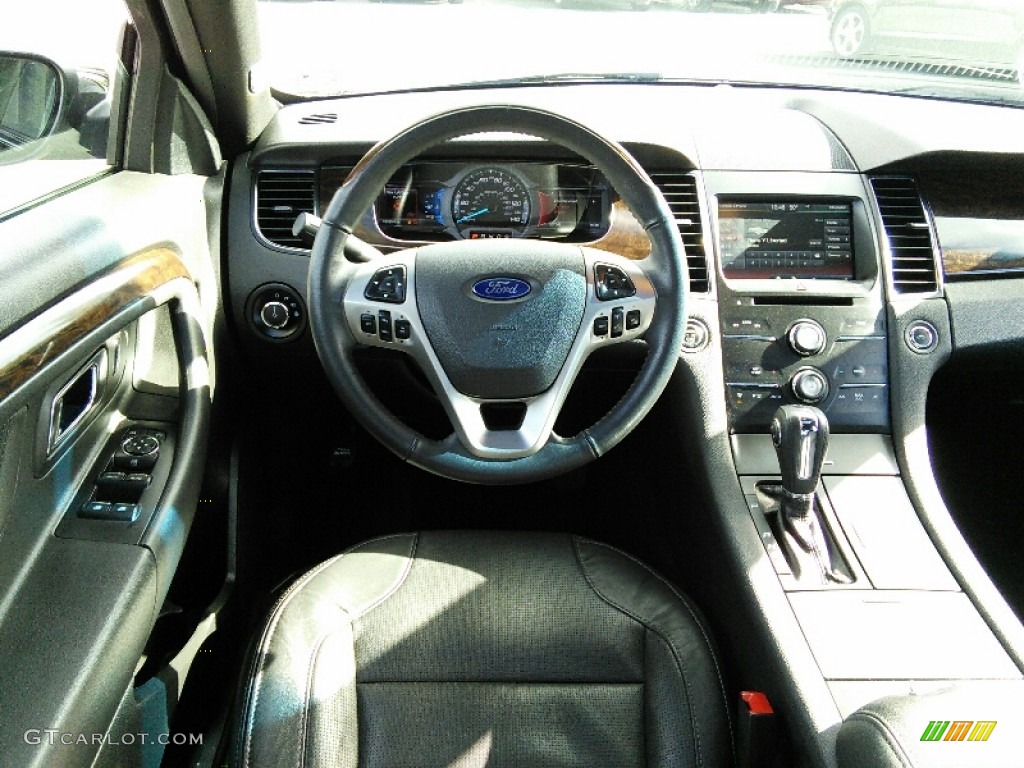 2015 Taurus Limited - Tuxedo Black Metallic / Charcoal Black photo #11