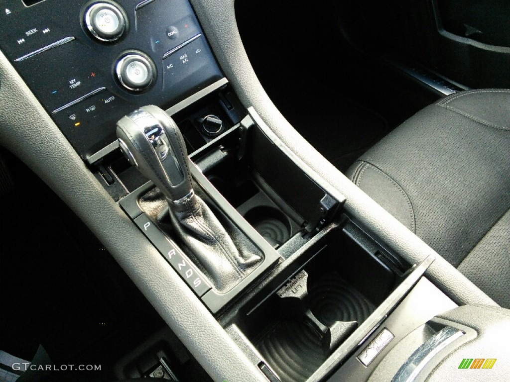 2015 Taurus Limited - Tuxedo Black Metallic / Charcoal Black photo #15
