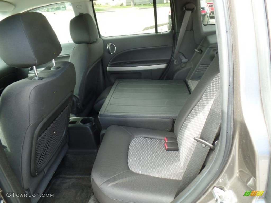 2011 HHR LT - Mocha Steel Metallic / Ebony photo #33