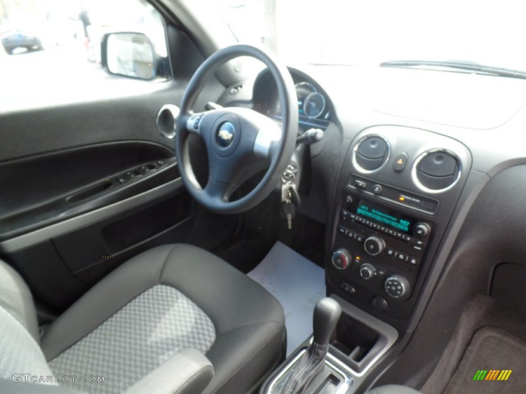 2011 HHR LT - Mocha Steel Metallic / Ebony photo #47