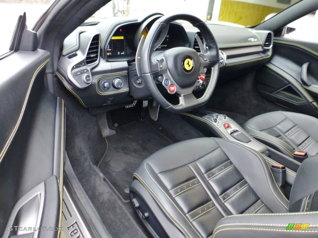 Nero Interior 2013 Ferrari 458 Italia Photo 107859384