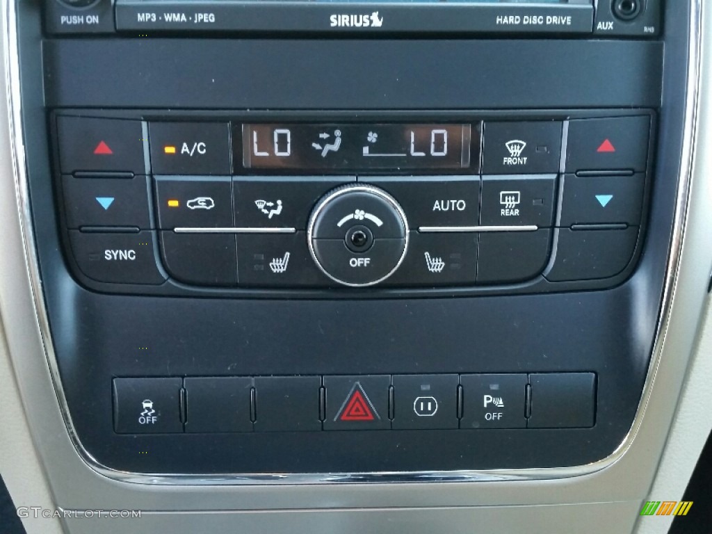 2011 Jeep Grand Cherokee Limited 4x4 Controls Photos