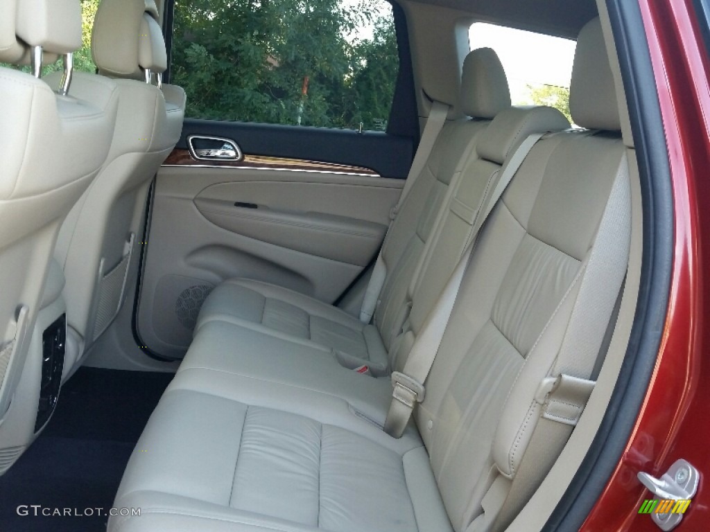 2011 Jeep Grand Cherokee Limited 4x4 Rear Seat Photo #107864495