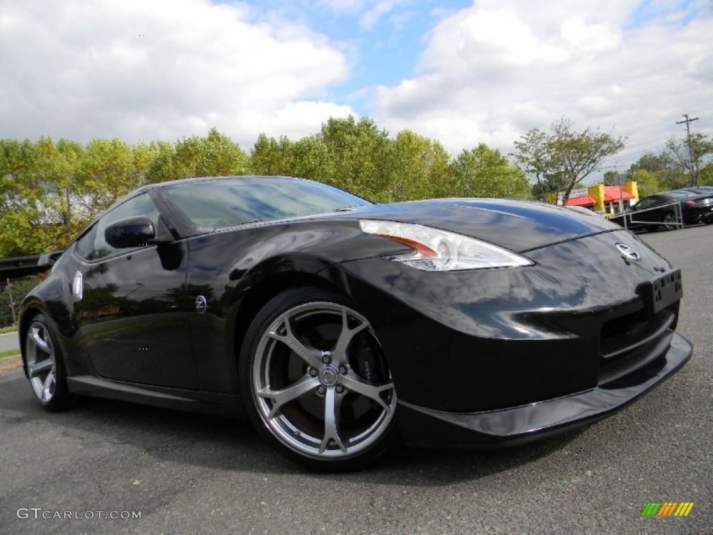 2009 370Z NISMO Coupe - Magnetic Black / NISMO Black/Red photo #2